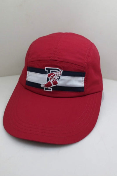 P wing top polo hat